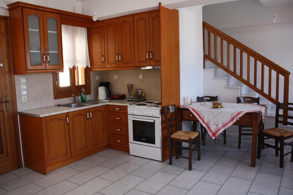 Matina - Stavros Traditional Houses Kóronosz Szoba fotó